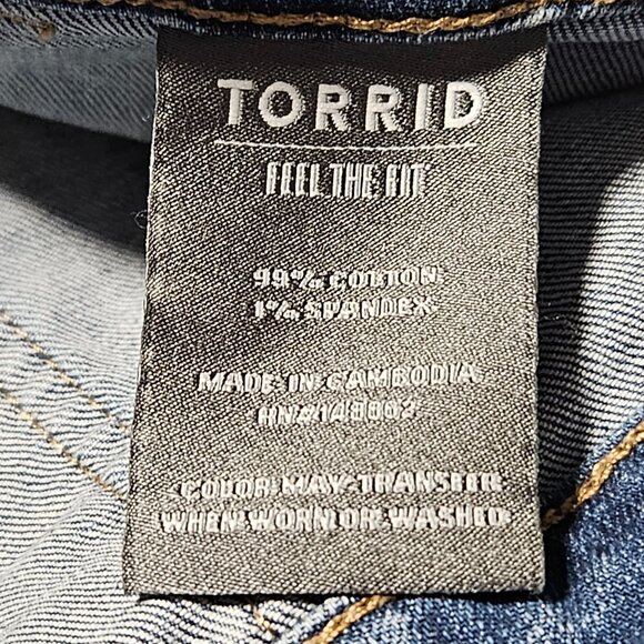 Torrid Jean Shorts Womens Size 24 High Waist Medium Wash Denim Booty Cutoffs - Picture 5 of 5